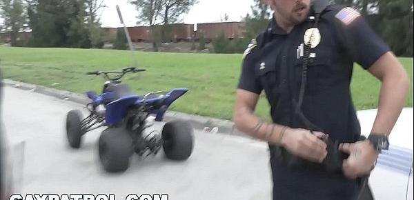  GAY PATROL - Illegal Bike Racer Gets His Black Thug Ass Worked By The Cops